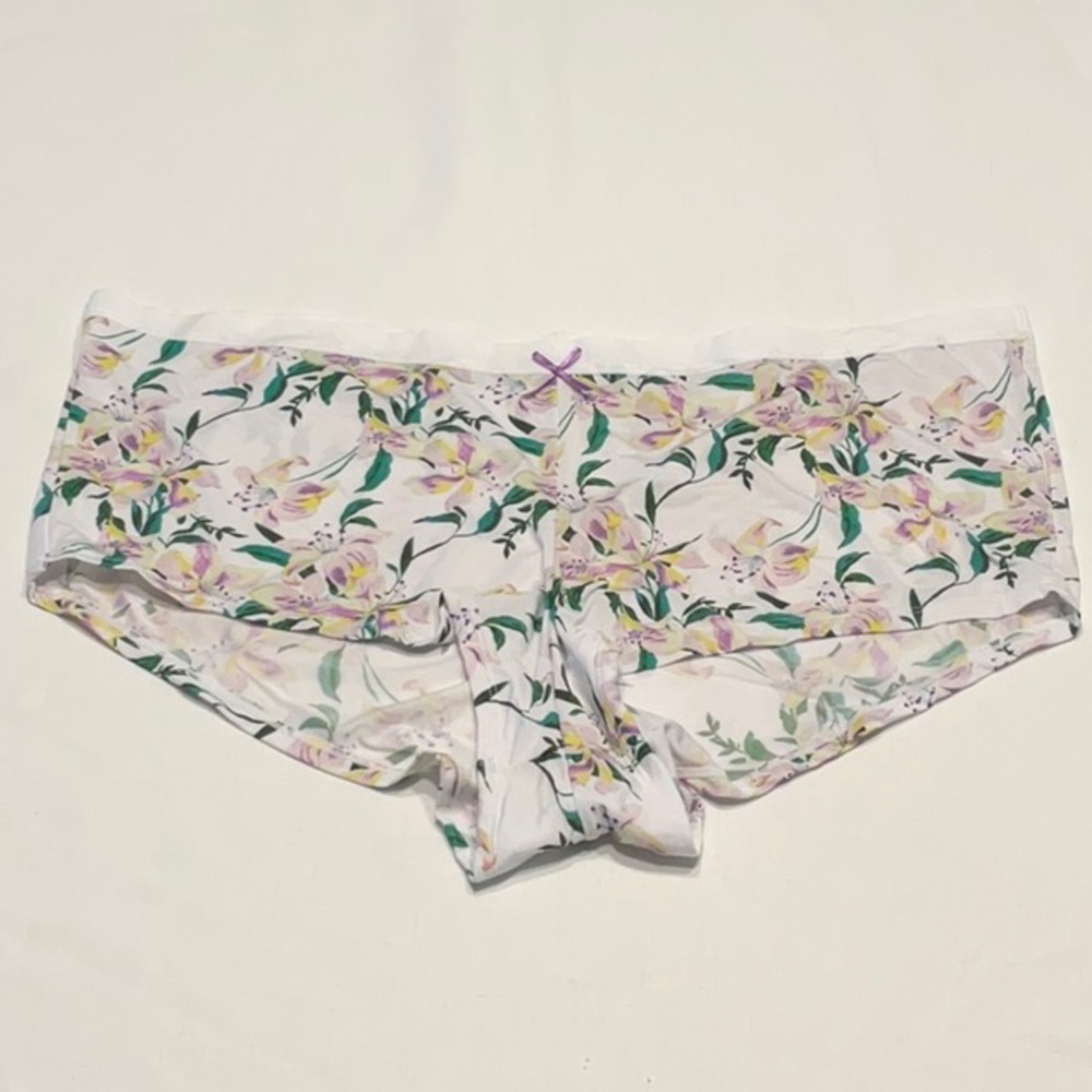 Cacique No Show Boyshort NWOT Lilly Pattern Nylon/Spandex